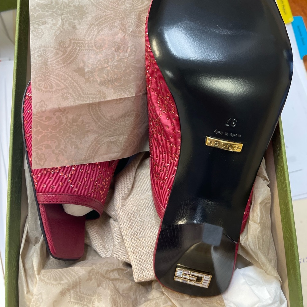 Gucci GG Crystal Pink Slide Sandals - Picture 5 of 8